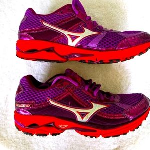 15th Anniversary Mizuno Wave Runner running shoes